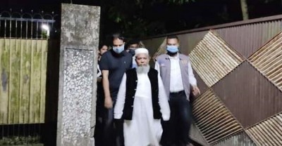 হেফাজতের কেন্দ্রীয় নেতা সাবেক এমপি শাহিনুর পাশা গ্রেফতার হেফাজতের কেন্দ্রীয় নেতা সাবেক এমপি শাহিনুর পাশা গ্রেফতার